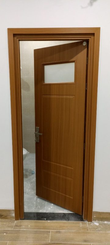 cửa composite chính hãng tại Buôn Ma Thuột