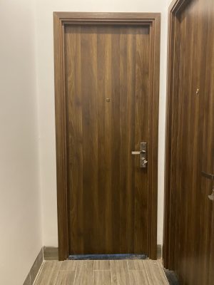 Cửa Gỗ Công Nghiệp Giá Rẻ