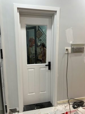 Cửa Nhựa Đài Loan Đúc Giá Rẻ 