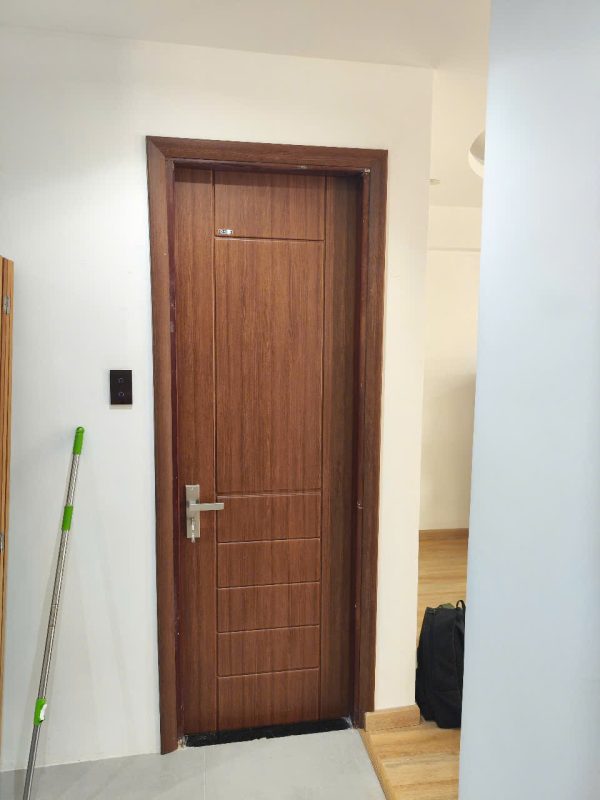 Cửa Nhựa Composite Và Cửa Nhựa ABS