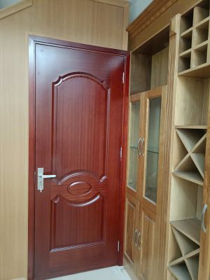 cửa gỗ công nghiệp giá rẻ mà đẹp