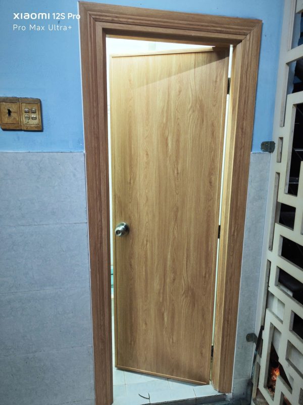 Cửa nhựa PVC toilet giá rẻ