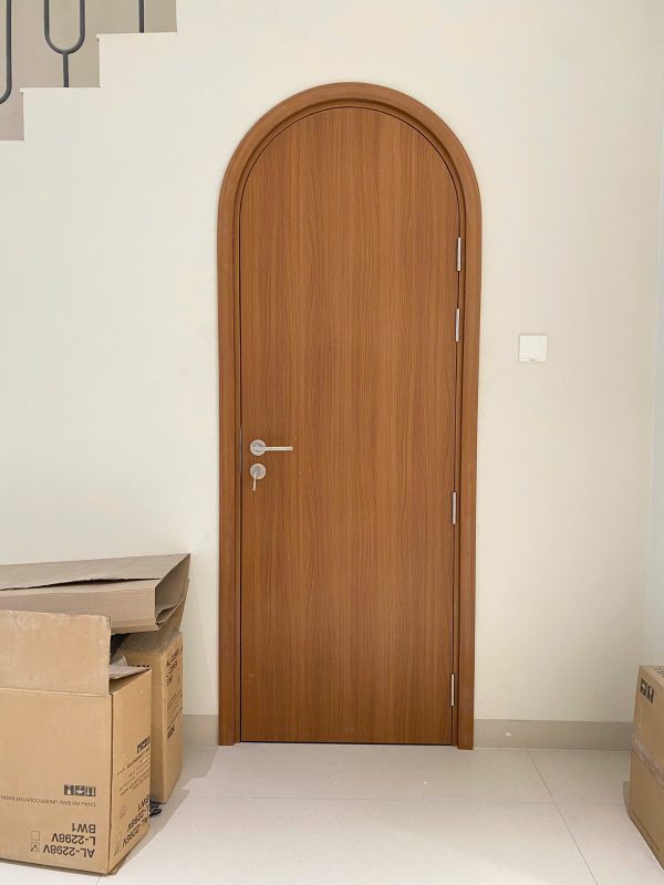 phân biệt cửa composite cao cấp và cửa composite giá rẻ